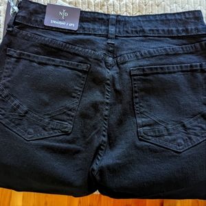 (NWT) black denim NYDJ (6p)